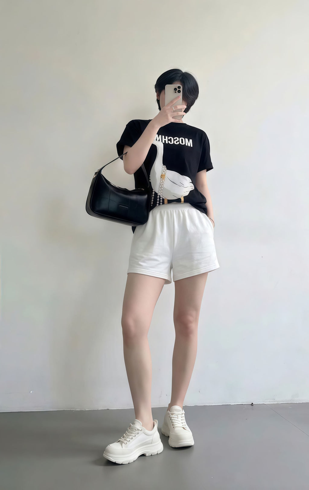Set thun thể thao in hình hoạ tiết Mosschino Vịt